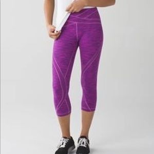 Lululemon size 8 Free Flow Crop